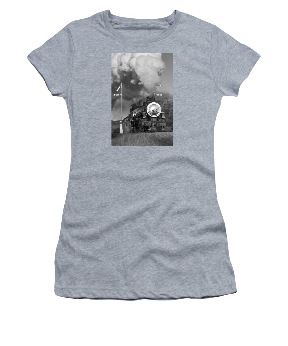 Railroad Women's T-Shirt featuring the photograph Southern Pacific 2472 Steam by Rick Pisio