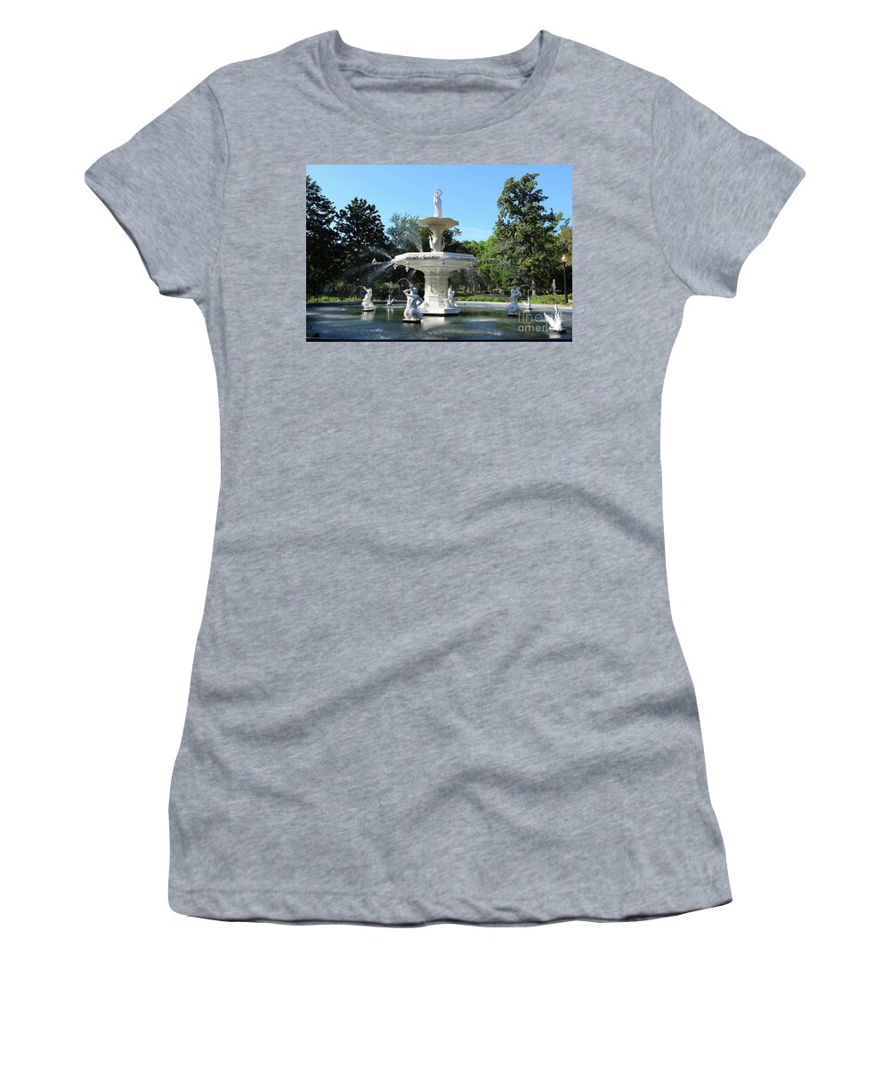 Forsyth Park Fountain Women's T-Shirt featuring the photograph Sunny Savannah Forsyth Park Fountain by Carol Groenen