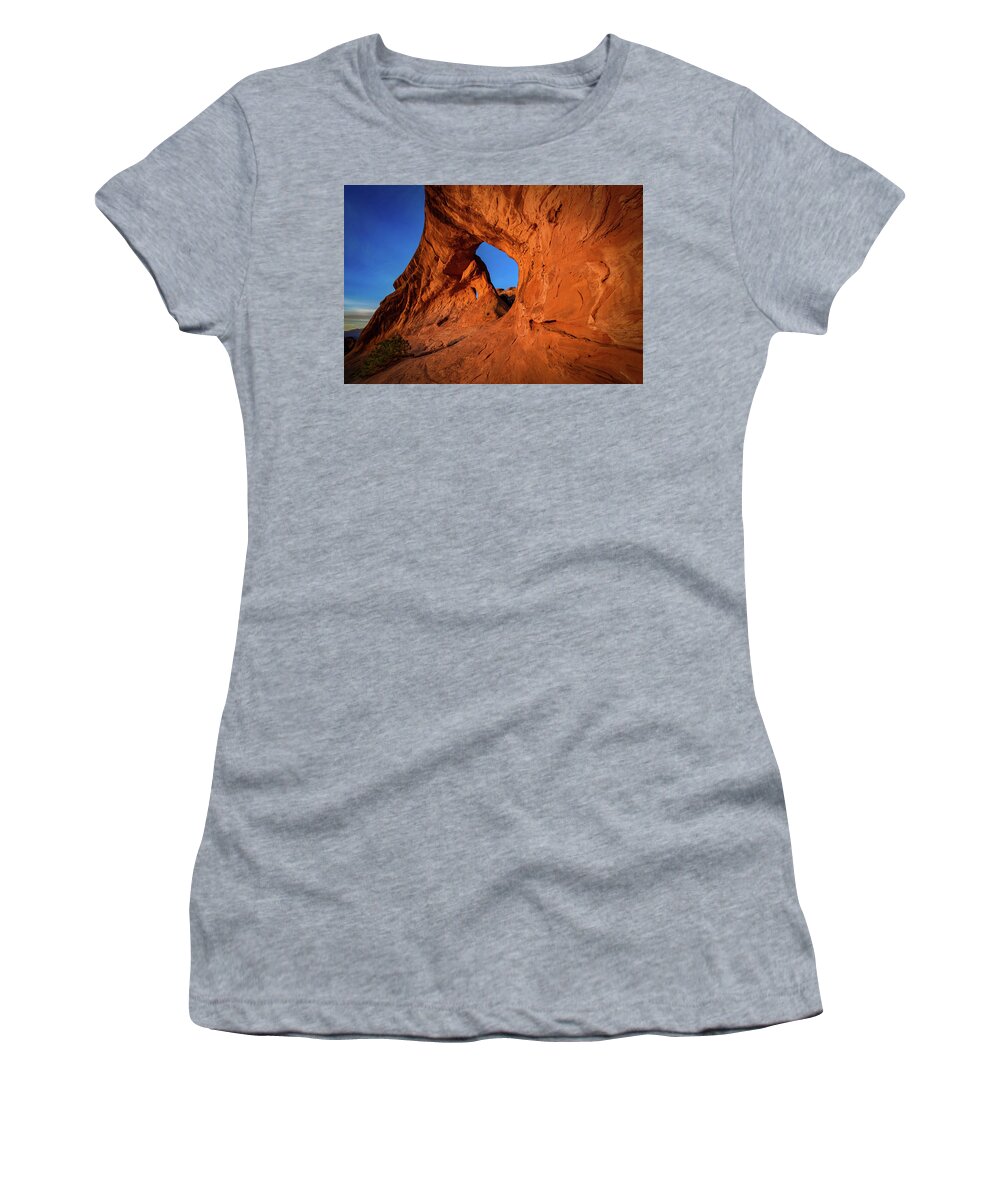 Amazing Women's T-Shirt featuring the photograph The Glow by Edgars Erglis