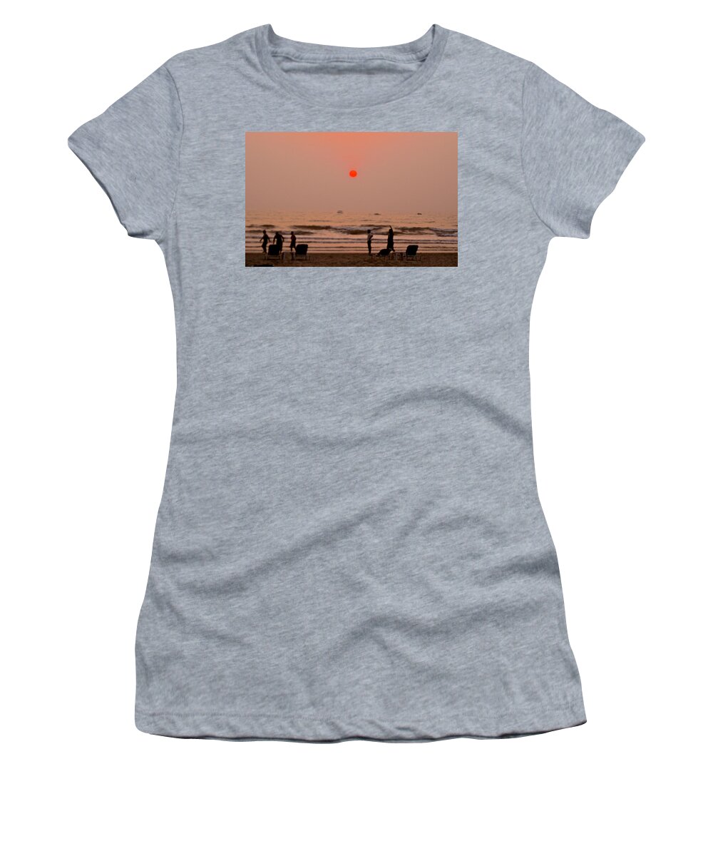 Beautiful Tropical Sunset At A Beach On An Indian Ocean Women's T-Shirt featuring the photograph The Orange Moon by Sher Nasser