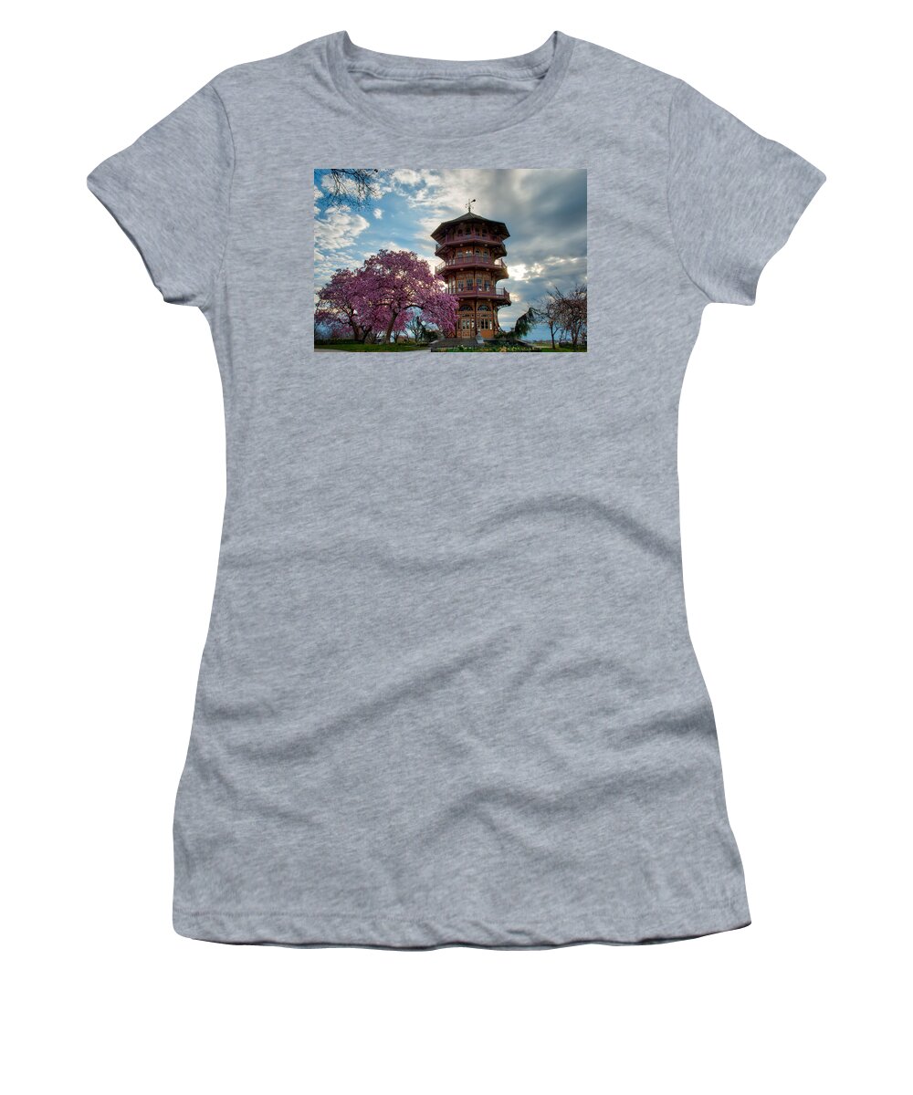 American Kiwi Photo Women's T-Shirt featuring the photograph The Pagoda in Spring by Mark Dodd