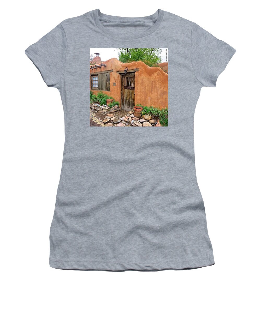 Buildings Women's T-Shirt featuring the photograph Throwback To The by Austin Tuxedo Cat