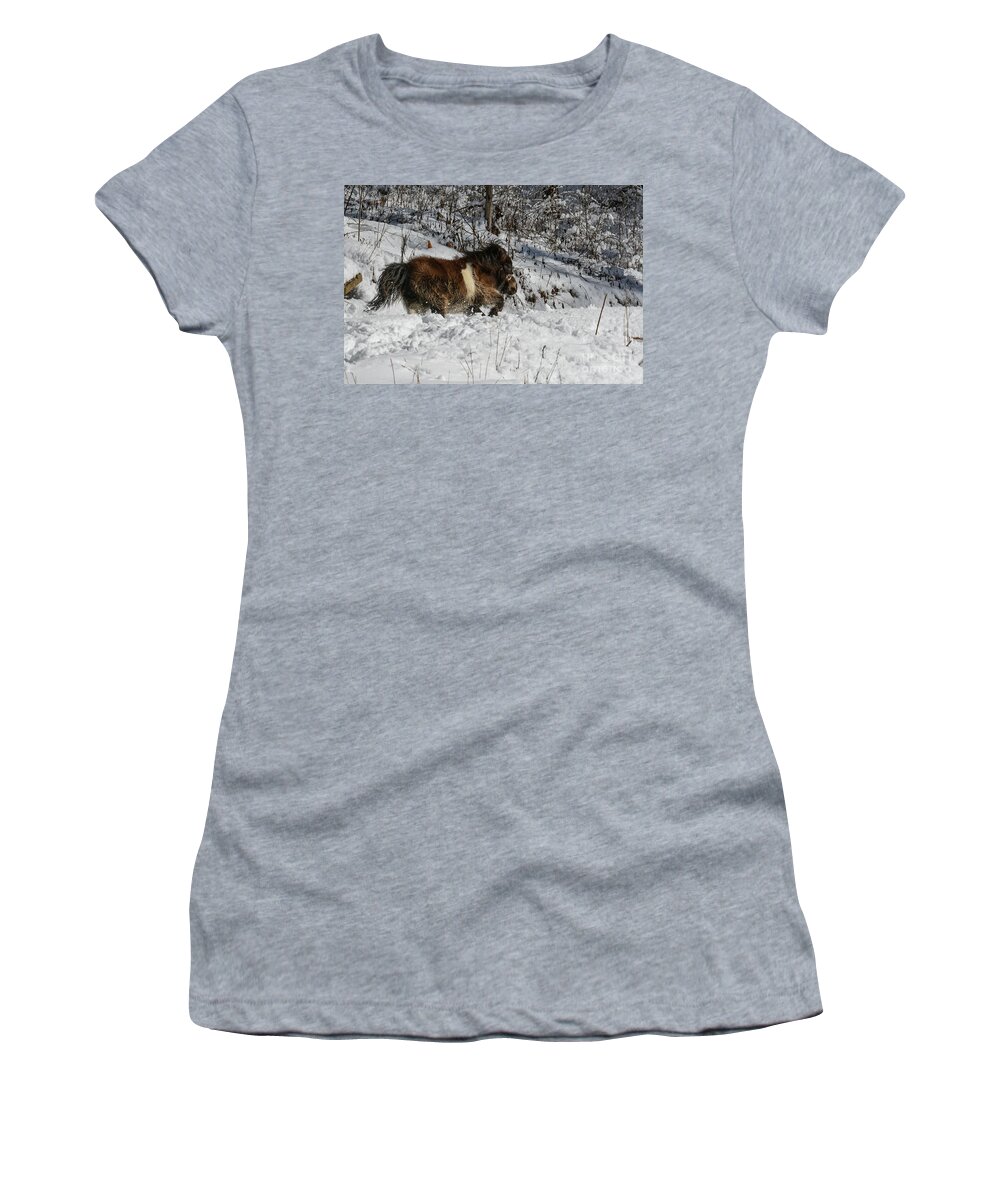 Harlan County Ky Women's T-Shirt featuring the photograph Time to Play by Tammy Hyatt
