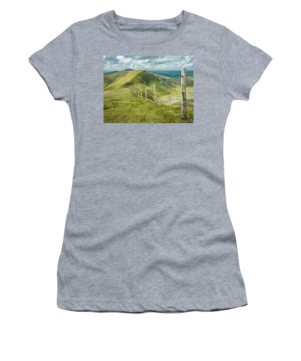Snowdon Women's T-Shirt featuring the photograph View From the Rangers Path by Nick Bywater
