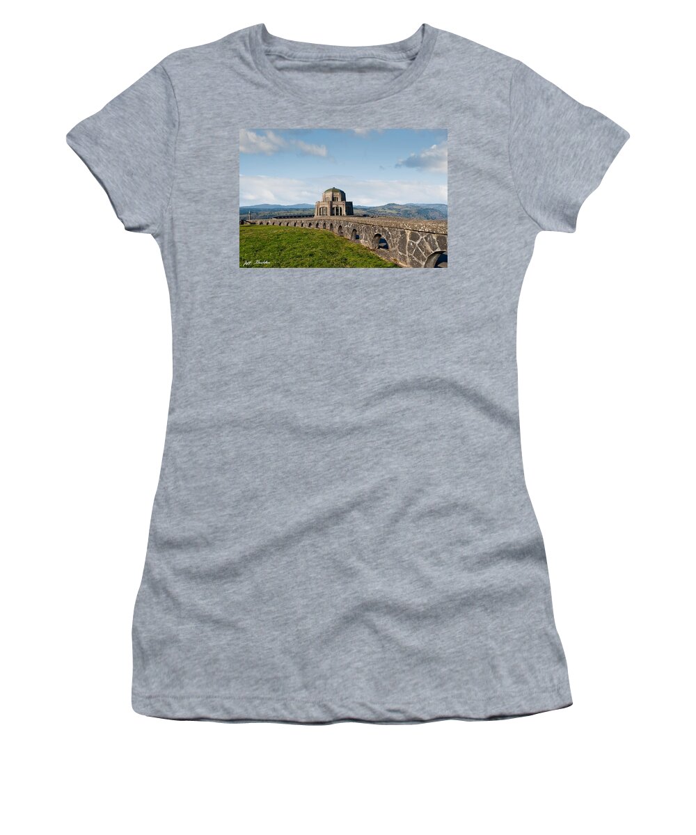 Beauty In Nature Women's T-Shirt featuring the photograph Vista House at Crown Point by Jeff Goulden