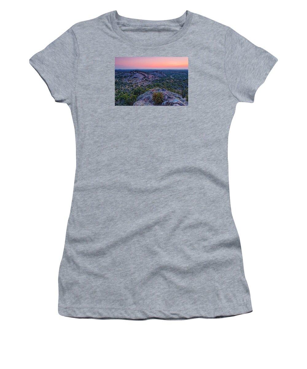Central Women's T-Shirt featuring the photograph Waiting for Sunrise at Turkey Peak - Enchanted Rock Fredericksburg Texas Hill Country by Silvio Ligutti