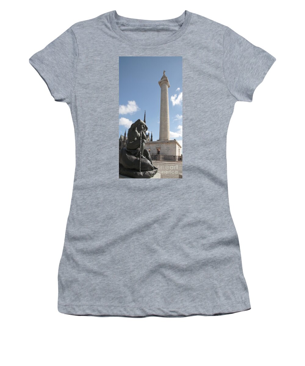 Baltimore Women's T-Shirt featuring the photograph Washington Monument in Baltimore by William Kuta