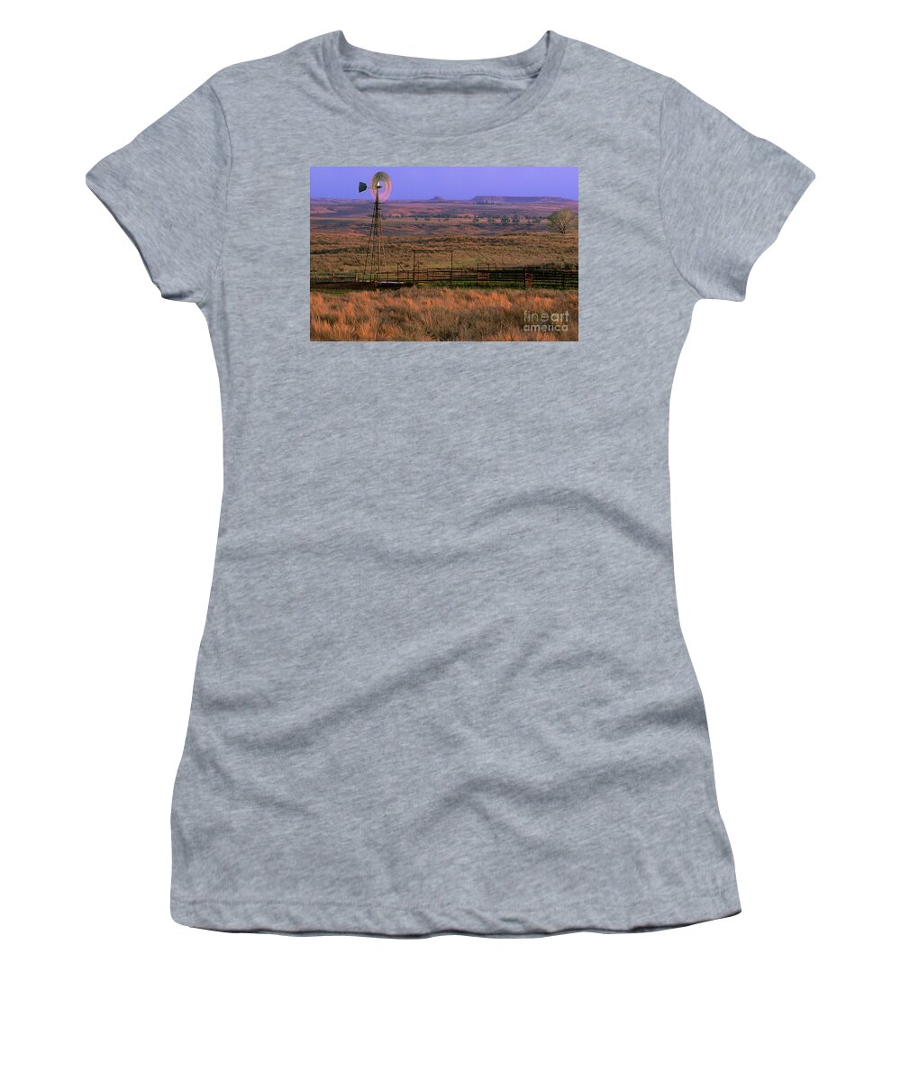 Dave Welling Women's T-Shirt featuring the photograph Windmill Cattle Fencing Texas Panhandle by Dave Welling
