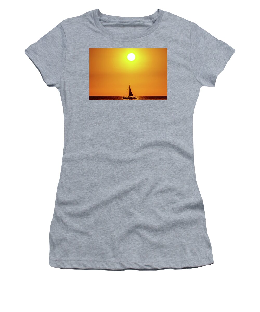 Hawaii Women's T-Shirt featuring the photograph Sail Away by John Bauer