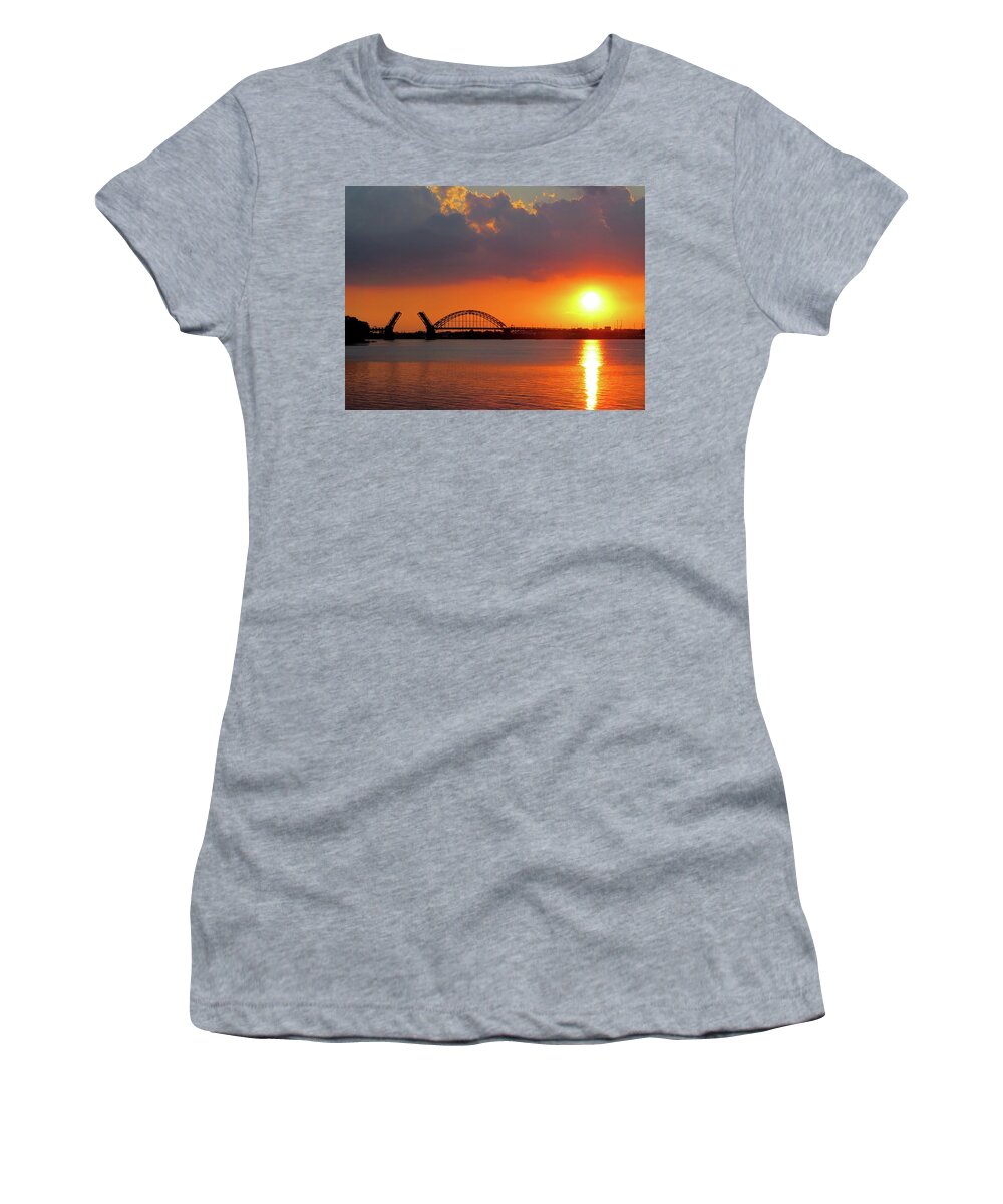 Sunset Women's T-Shirt featuring the photograph Bridge Opening at Sunset by Linda Stern