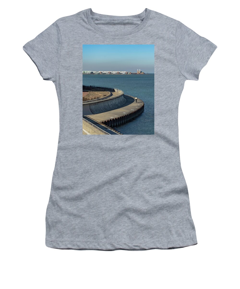 Navy Pier Women's T-Shirt featuring the photograph Round the Bend by Laura Hedien