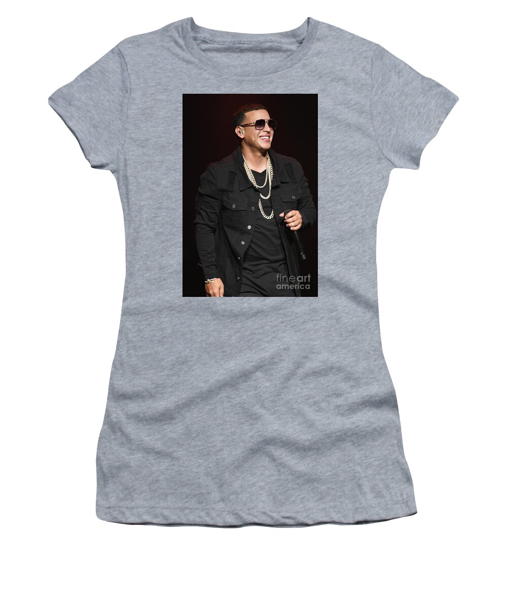 Singer Daddy Yankee Women's T-Shirt by Concert Photos - Fine Art America