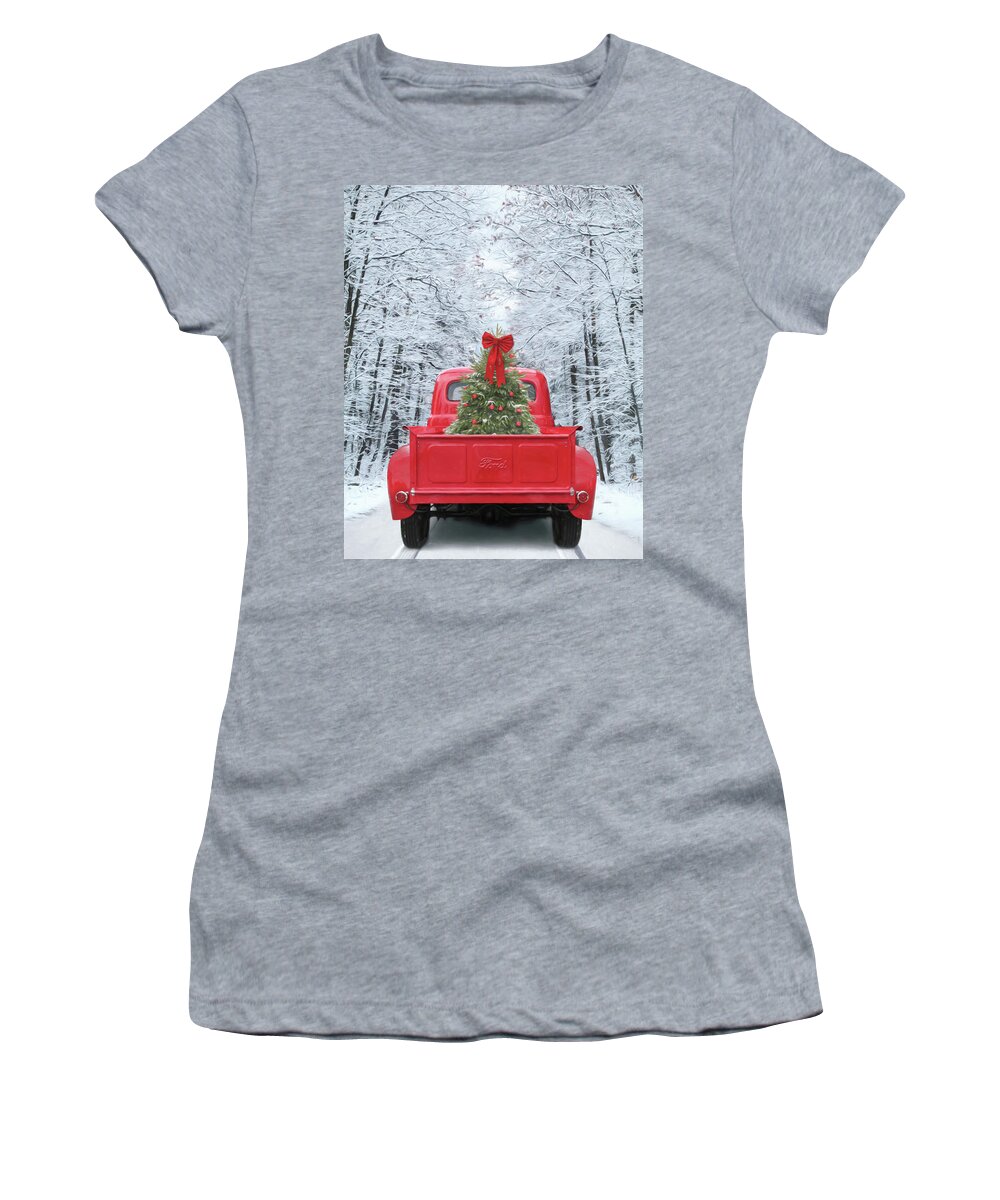 Christmas Women's T-Shirt featuring the mixed media The Perfect Tree by Lori Deiter