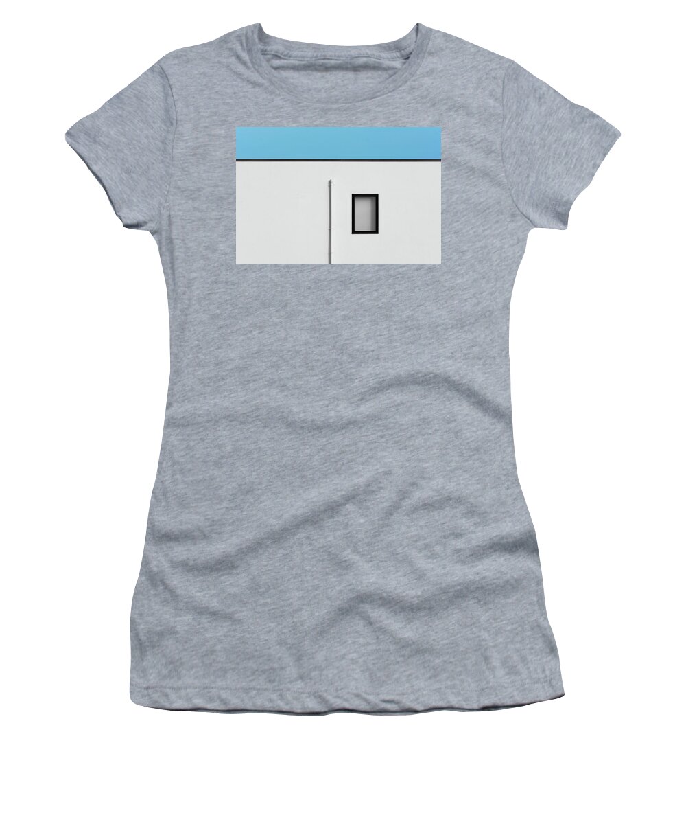 Urban Women's T-Shirt featuring the photograph Verona Windows 1 by Stuart Allen