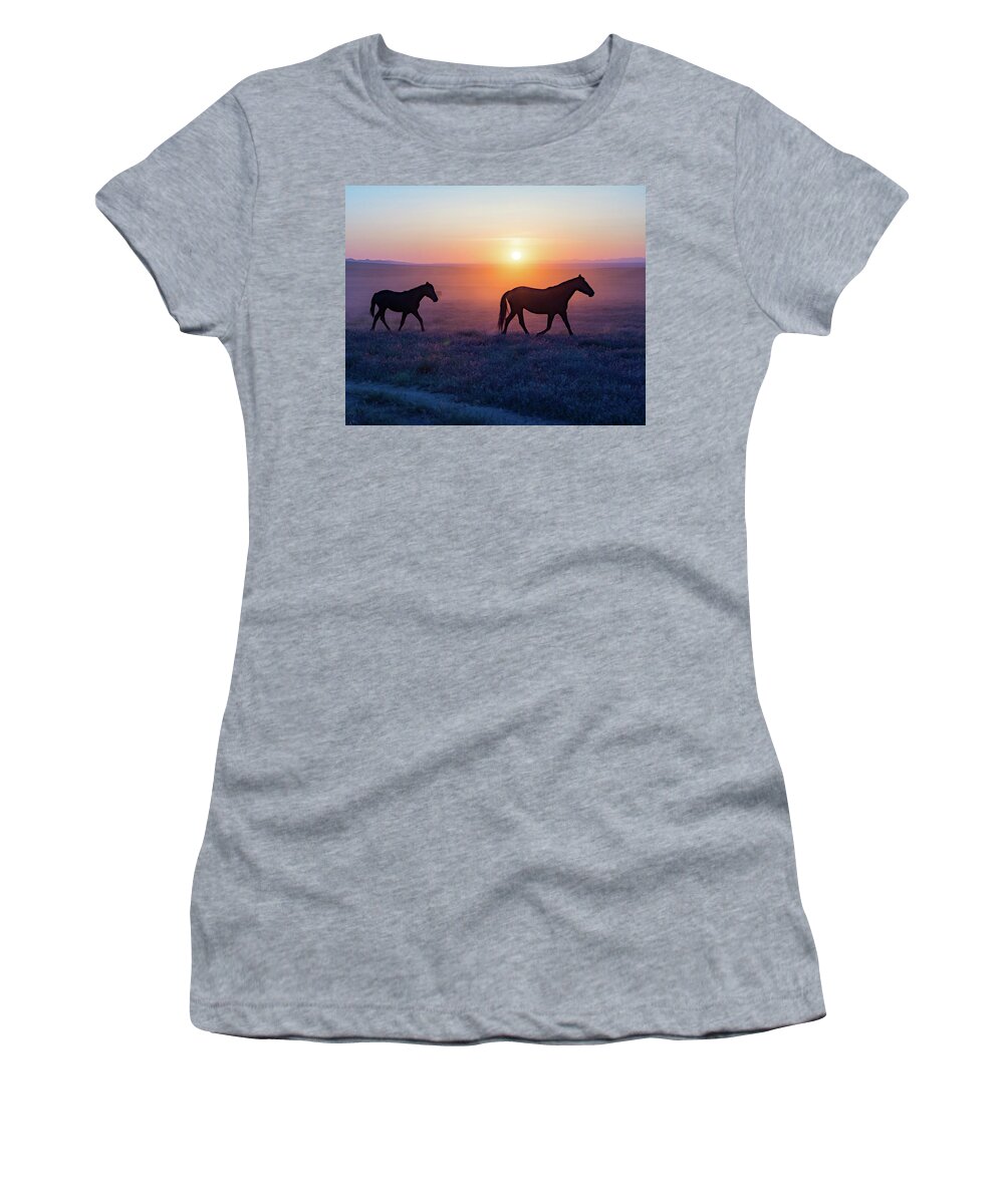 Wildhorse Mustang Horse Equine Desert Sunset Sundown Women's T-Shirt featuring the photograph Violet Sunset Mustangs by Dirk Johnson