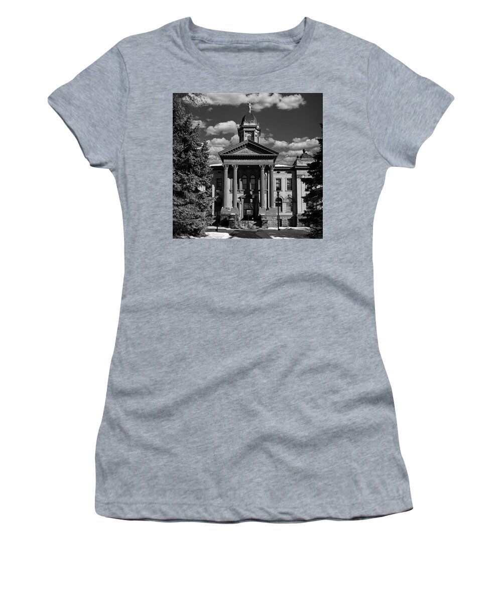Cottonwood County Courthouse Women's T-Shirt featuring the photograph Cottonwood County Courthouse - Windom, Minnesota #1 by Mountain Dreams