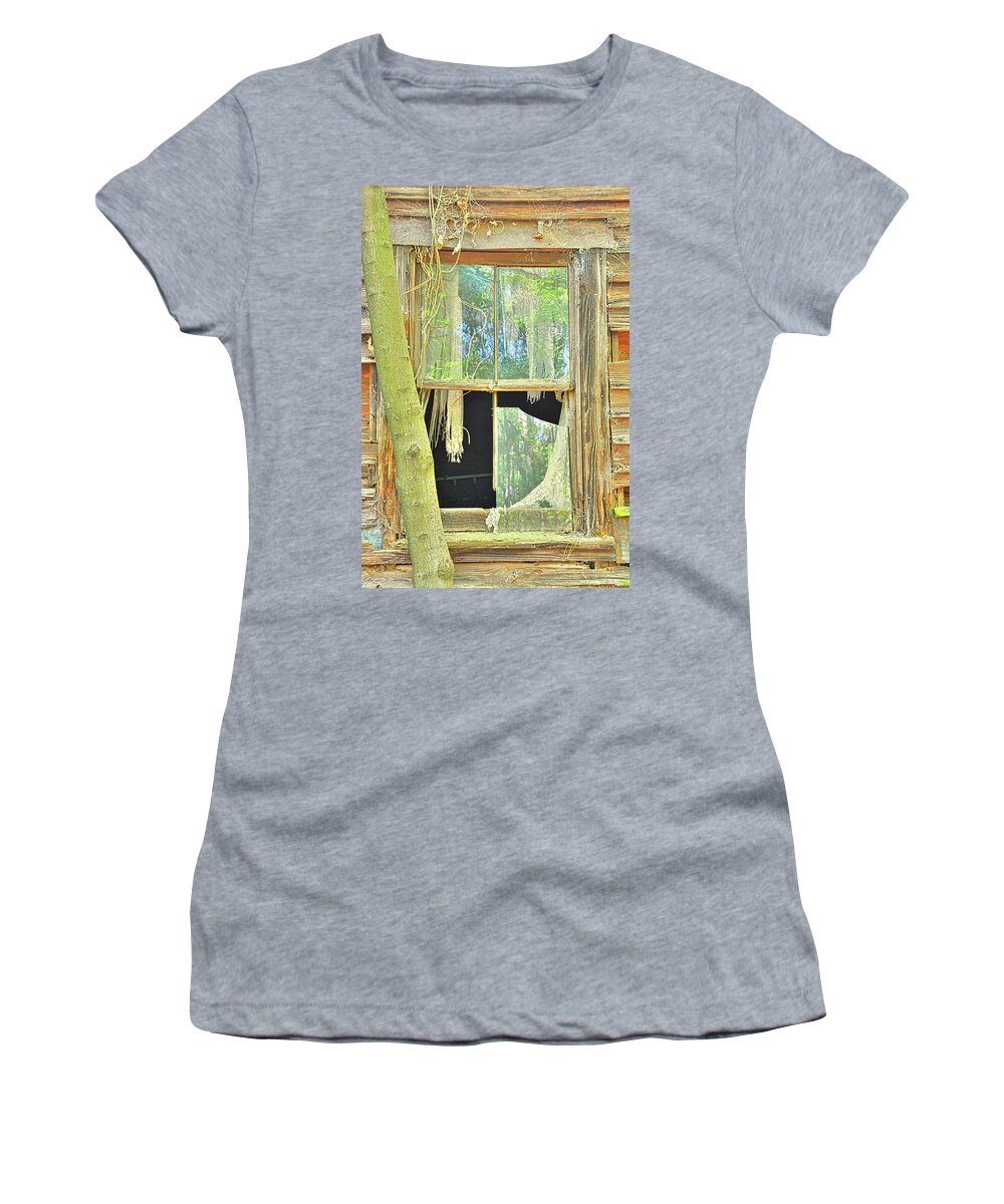 A Look Into The Past Vertical Women's T-Shirt featuring the photograph A Look Into The Past Vertical by Lisa Wooten