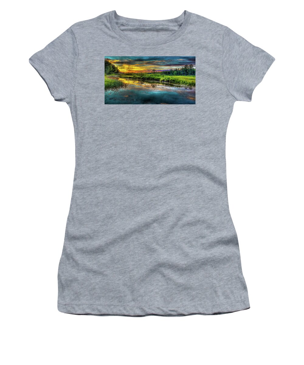 Landscapes Women's T-Shirt featuring the photograph An Adirondack Sunset by David Patterson