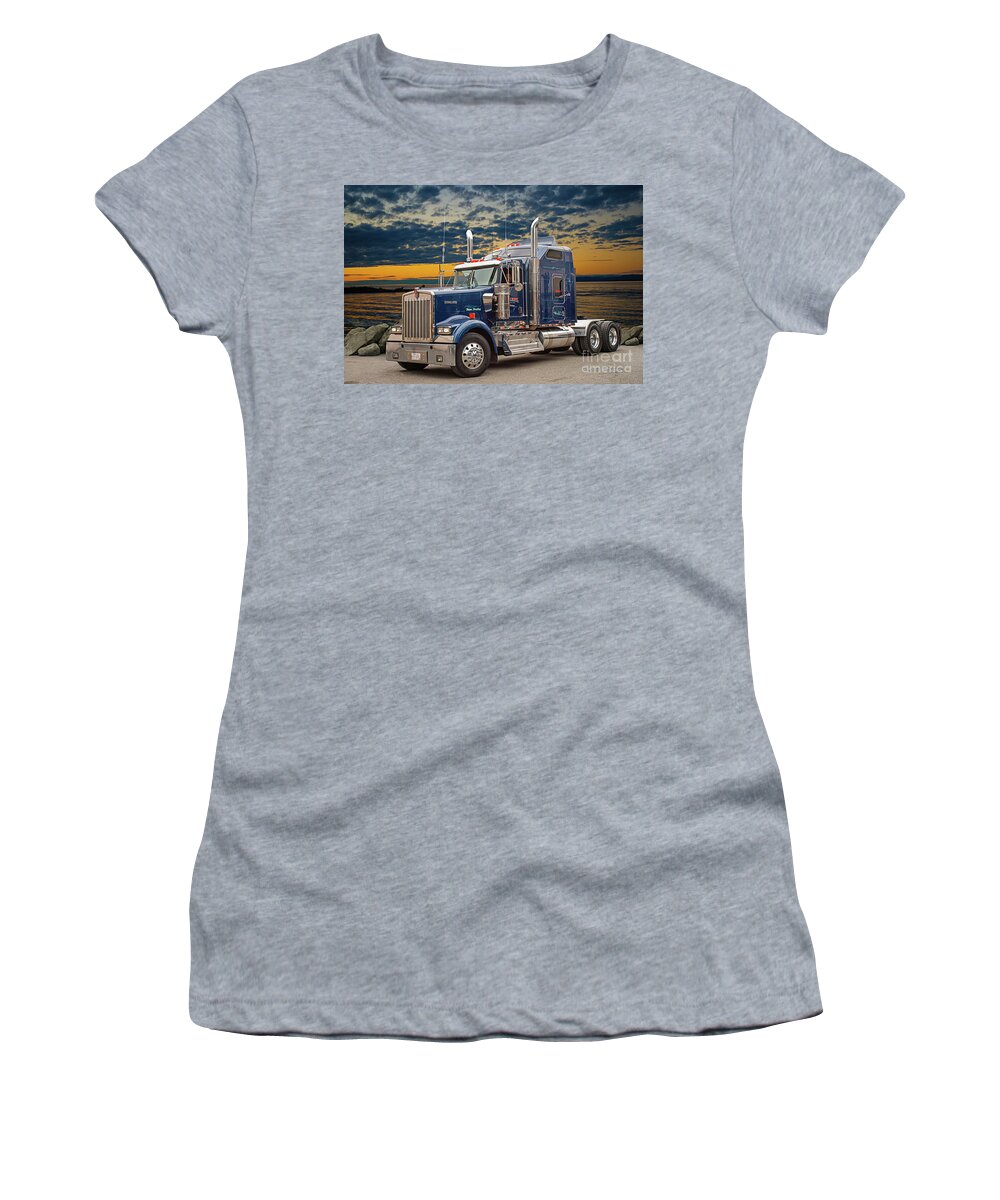 Big Rigs Women's T-Shirt featuring the photograph Catr1574-21 by Randy Harris