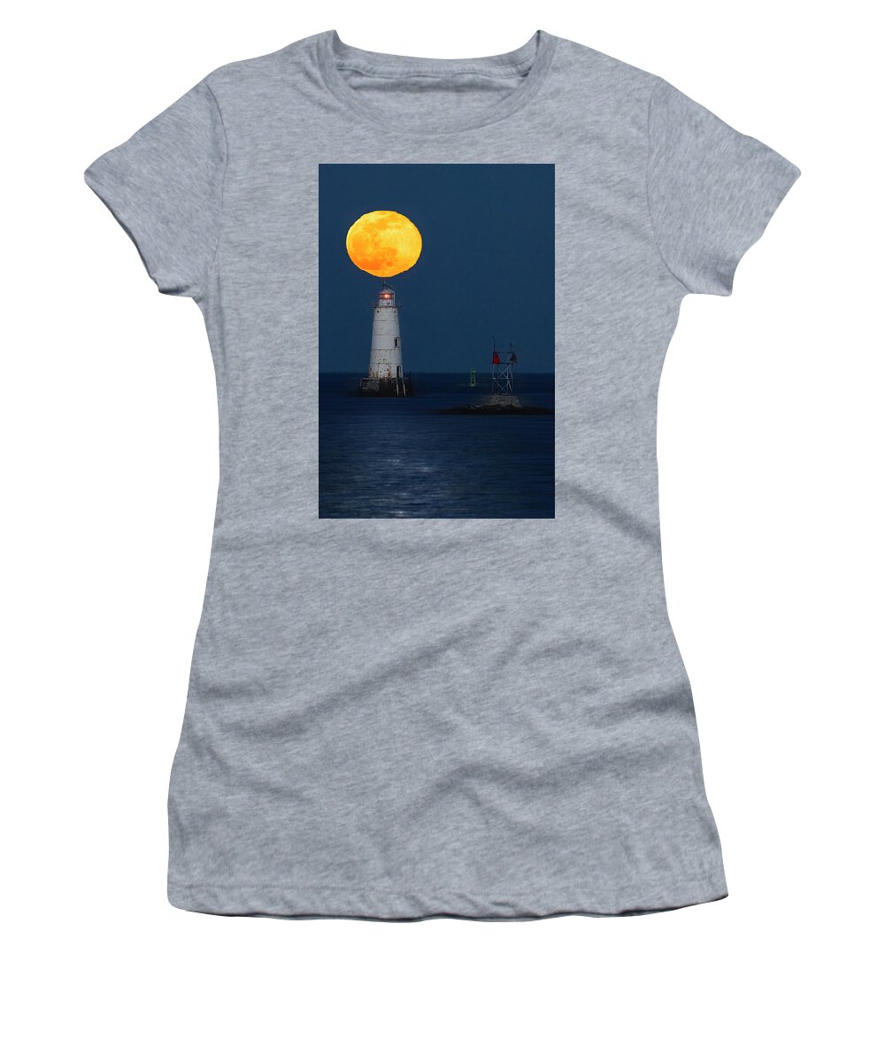Lighthouse Women's T-Shirt featuring the photograph Great Beds Light House by Susan Candelario