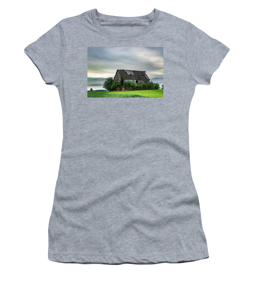 Landscape Women's T-Shirt featuring the photograph Indiana Barn #134 by Scott Smith