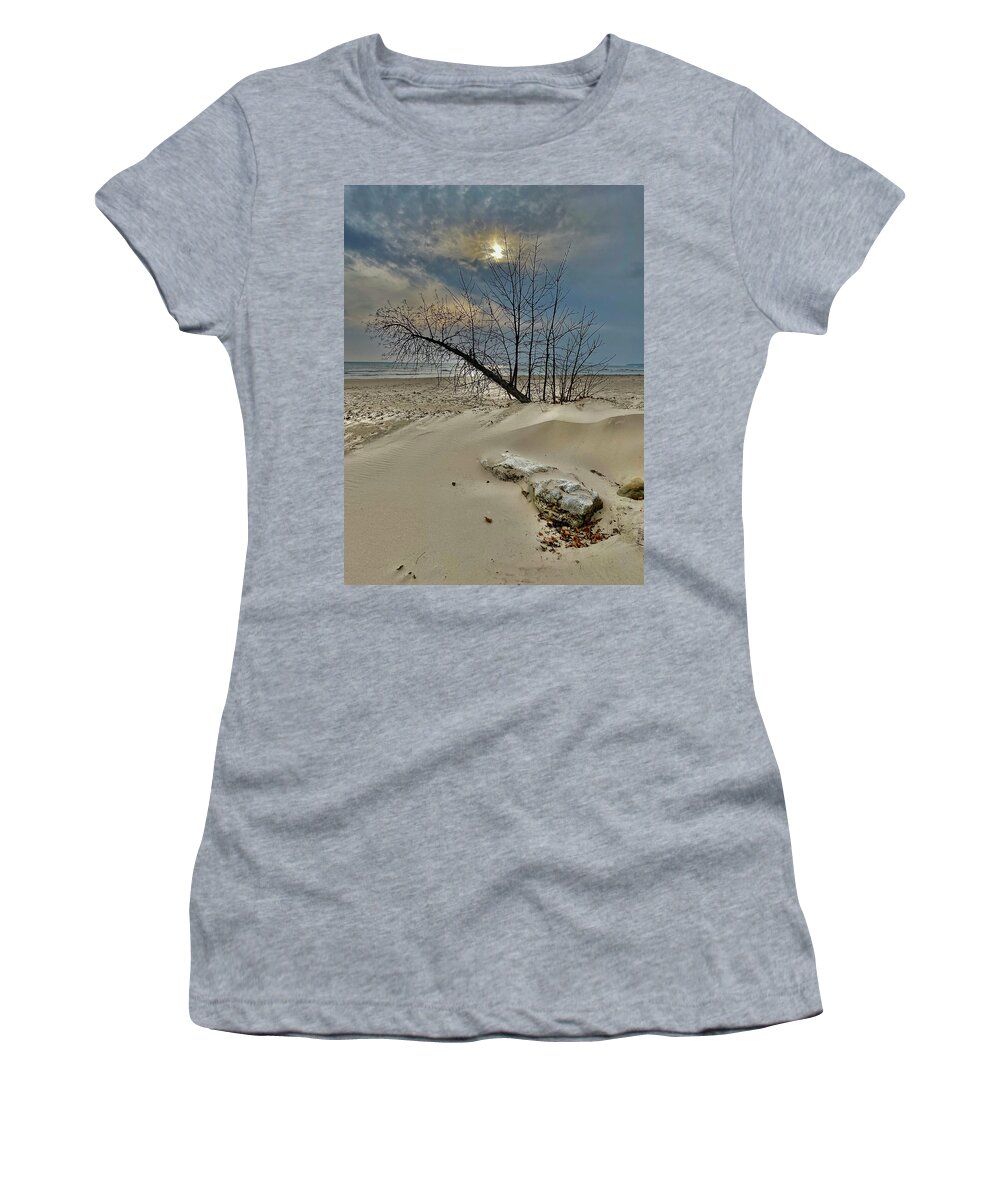 Morning Women's T-Shirt featuring the photograph Jacksonport Beach by David T Wilkinson