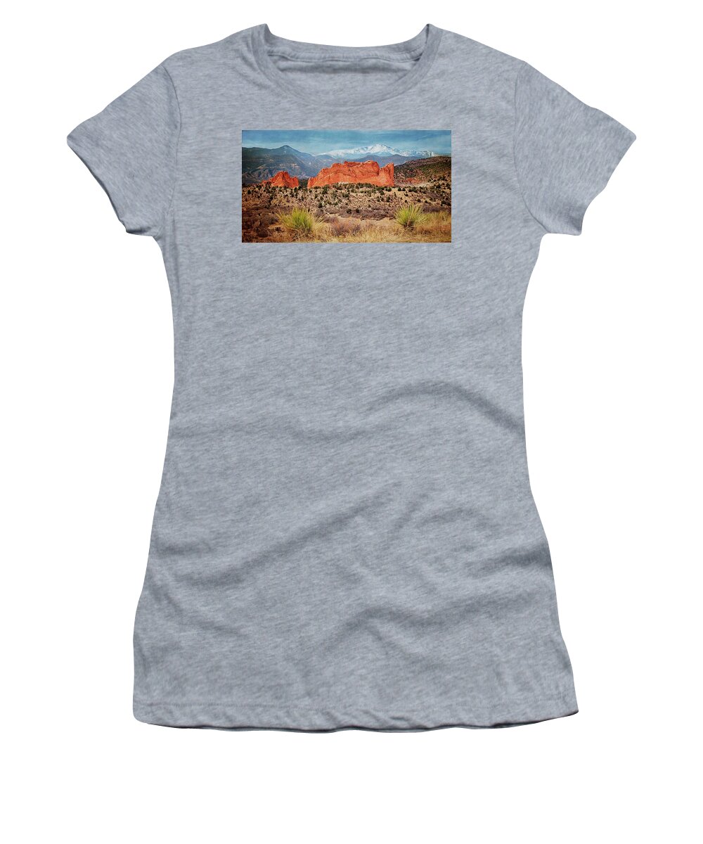 Colorado Women's T-Shirt featuring the photograph Kissing Camels by Elin Skov Vaeth