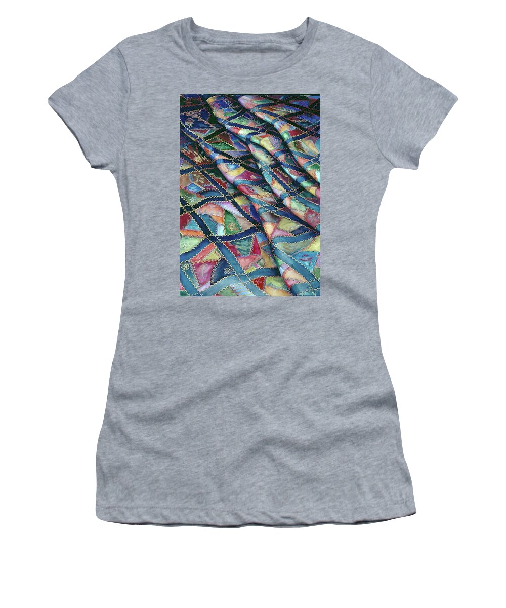 Watercolor Women's T-Shirt featuring the painting Maid of Bedlam Quilt by Helen Klebesadel