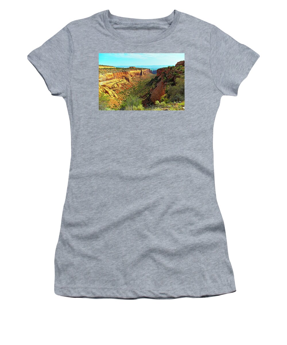 Jon Burch Women's T-Shirt featuring the photograph Monument Canyon and Saddlehorn by Jon Burch Photography