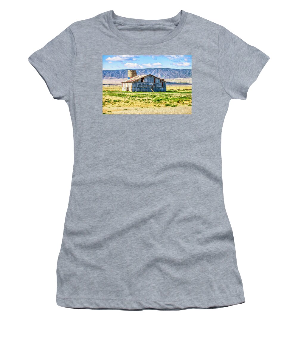 Barn Women's T-Shirt featuring the photograph No Trespassing by Gene Parks