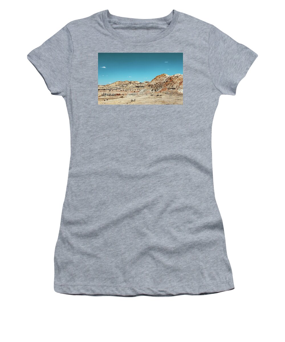 Badlands Theodore Roosevelt National Park North Dakota Women's T-Shirt featuring the photograph North Dakota Badlands Landscape by Dan Sproul