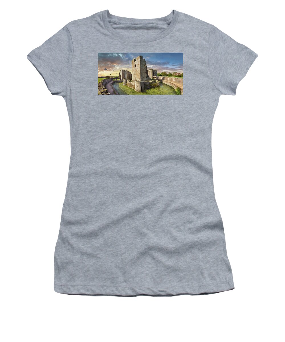 Raglan Castle Women's T-Shirt featuring the photograph Photo of the picturesque Raglan Castle Wales #1 by Paul E Williams