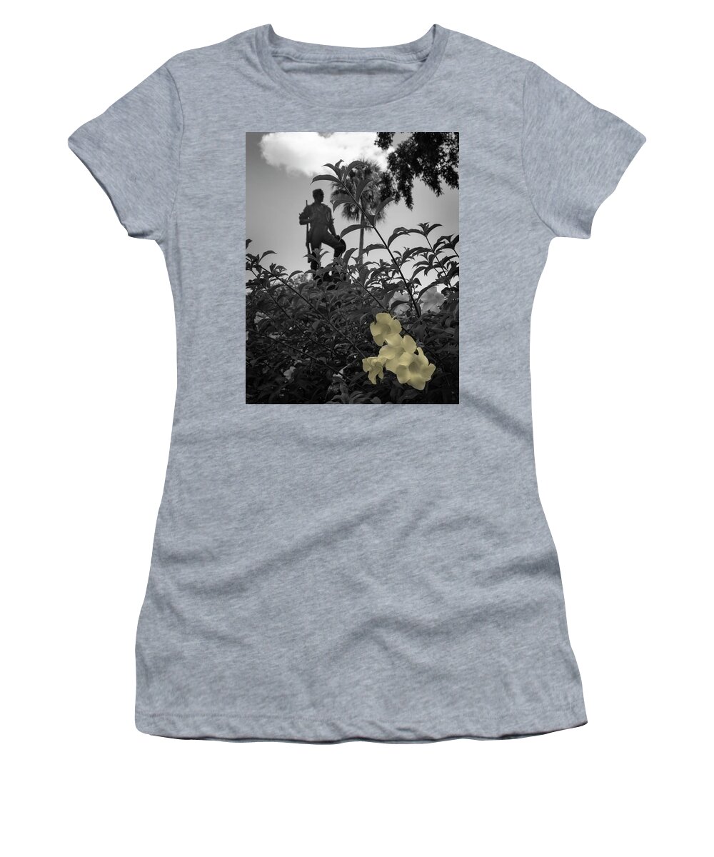 Cuba Women's T-Shirt featuring the photograph Remembering by M Kathleen Warren