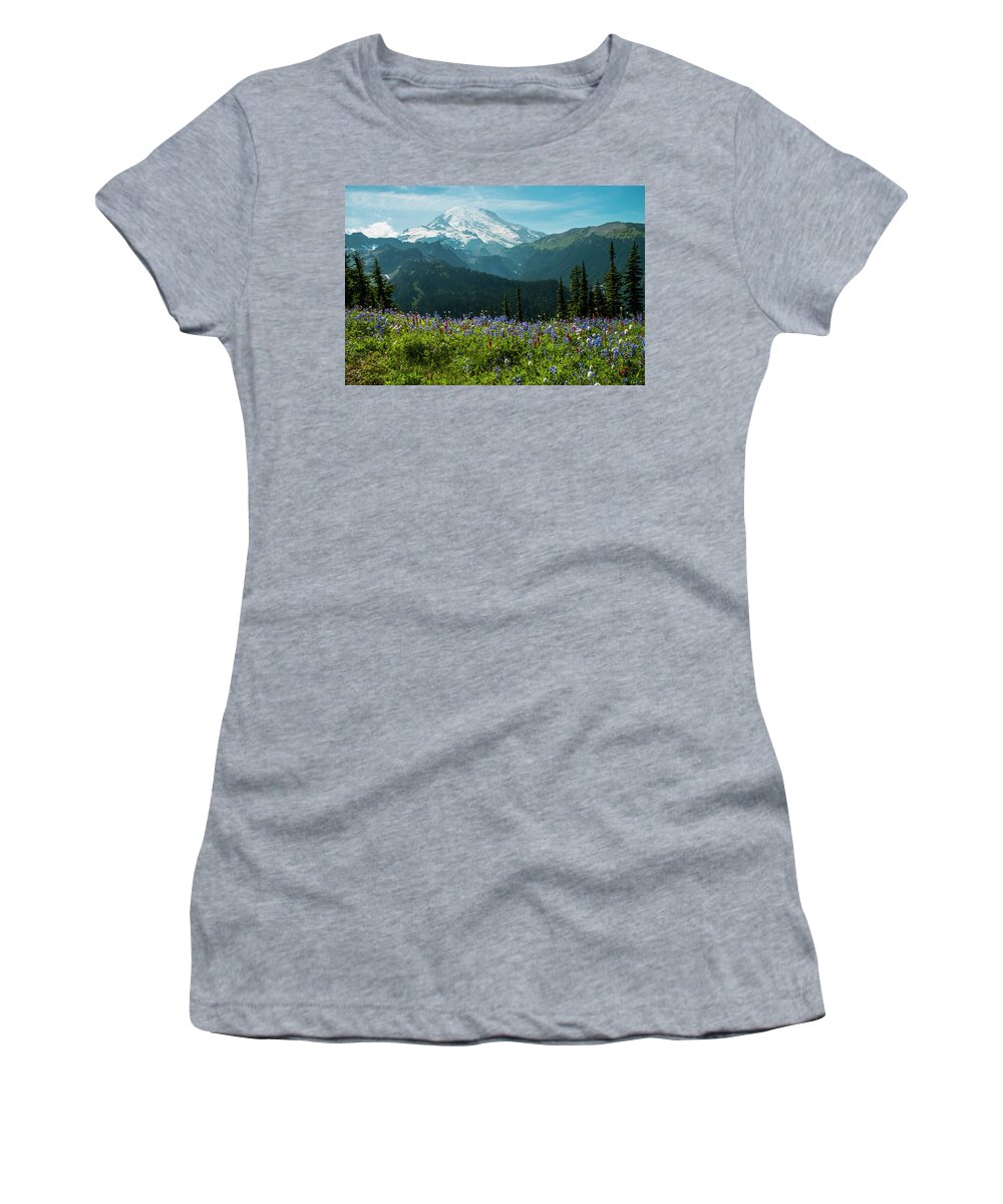 Mount Rainier National Park Women's T-Shirt featuring the photograph Stunning View - Landscape by Doug Scrima