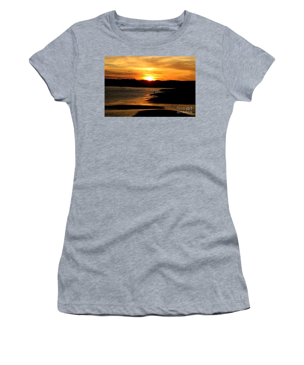 Maine Women's T-Shirt featuring the photograph Sunset Fishing on Drakes ISland by Lennie Malvone