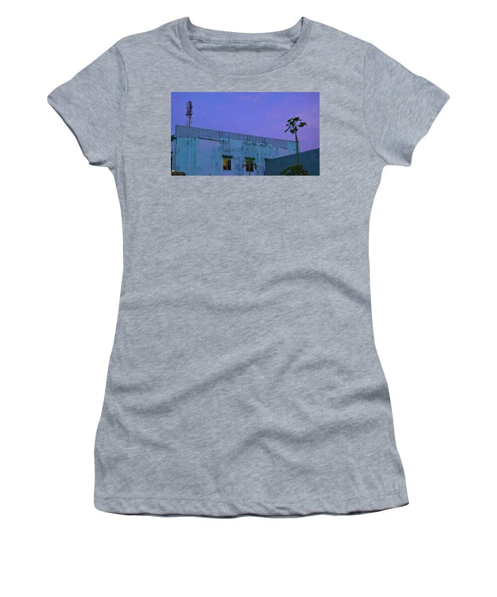 Building Women's T-Shirt featuring the photograph Who will reach the sky by Robert Bociaga