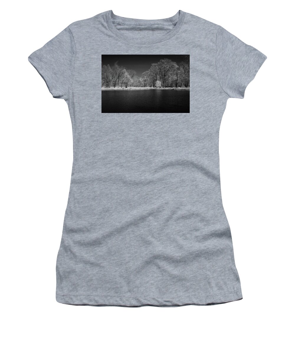 Trees Women's T-Shirt featuring the photograph Willow tree at the pond by Alan Goldberg