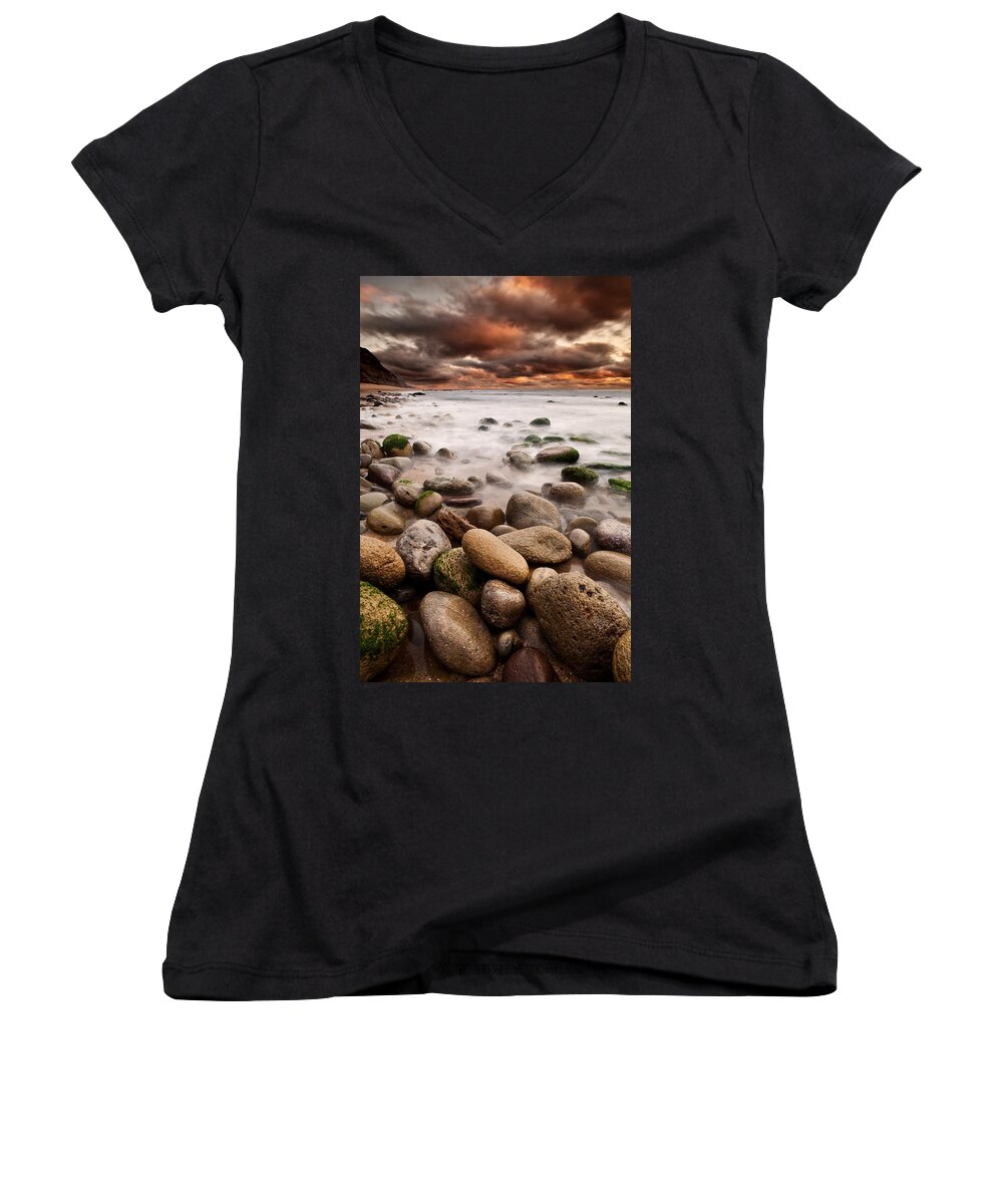 Rocks Women's V-Neck featuring the photograph Lost in a moment #1 by Jorge Maia