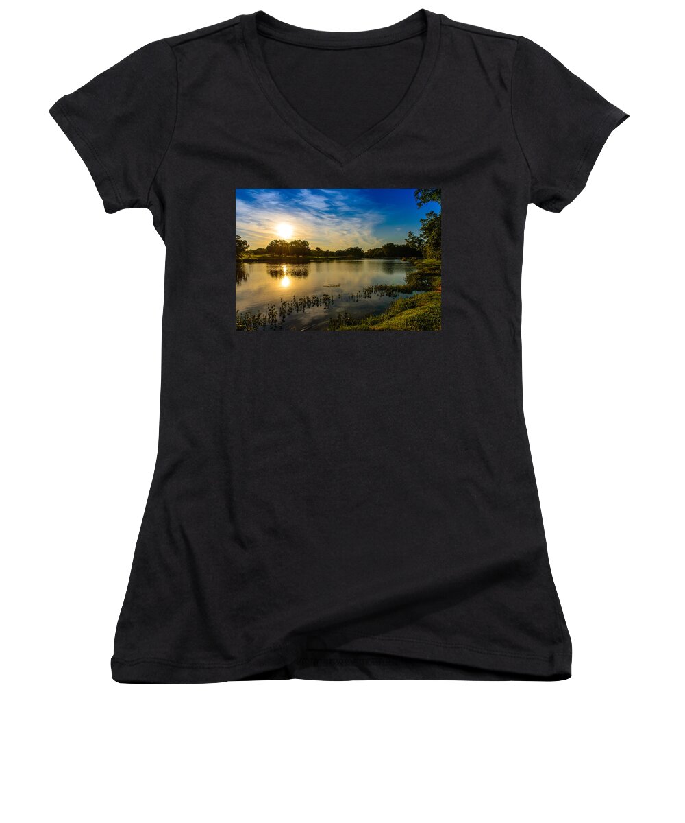 Pond Women's V-Neck featuring the photograph Berry Creek pond #3 by John Johnson