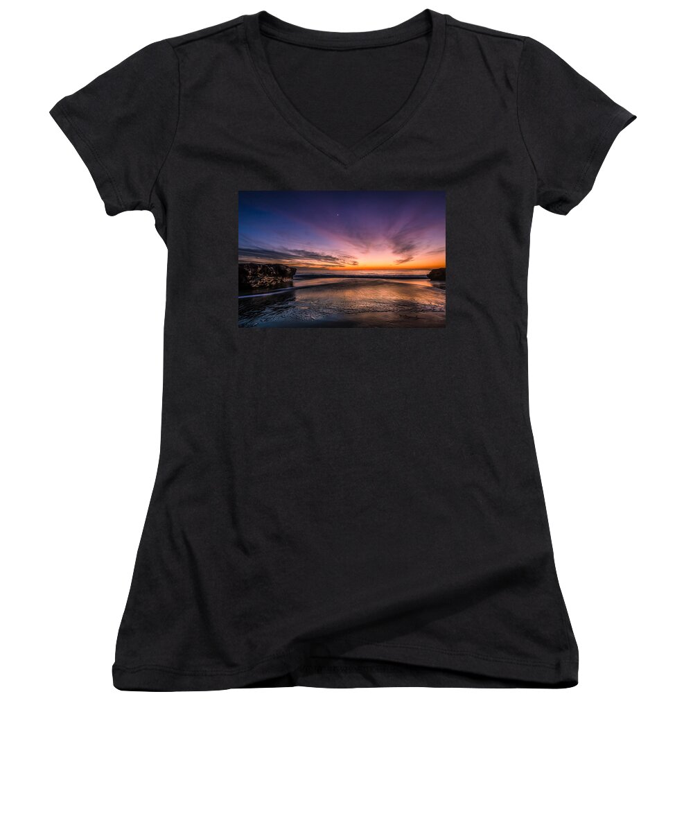 Beach Women's V-Neck featuring the photograph 4 Mile Beach Sunset by Linda Villers