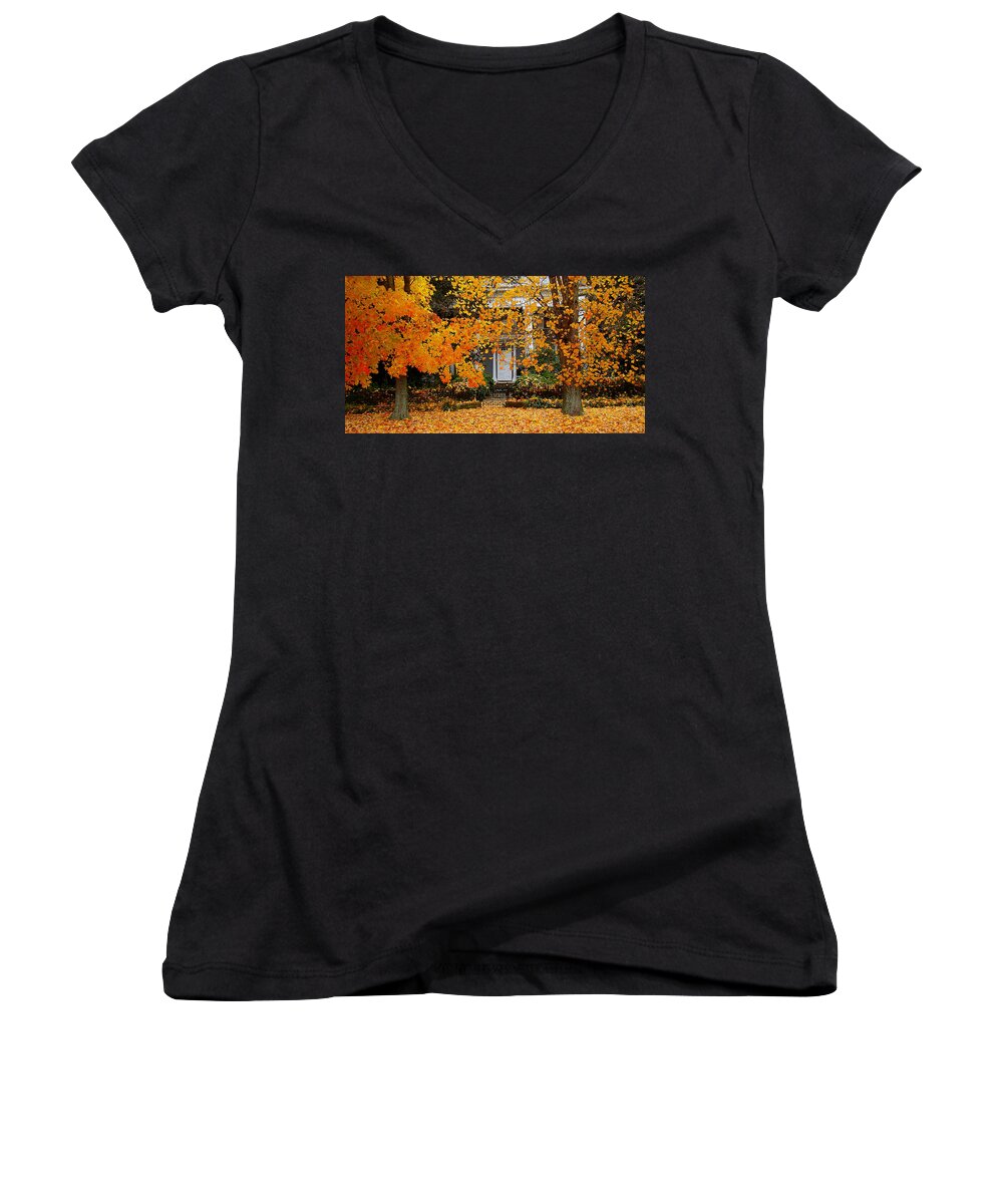 Fine Art Women's V-Neck featuring the photograph Autumn Homecoming by Rodney Lee Williams