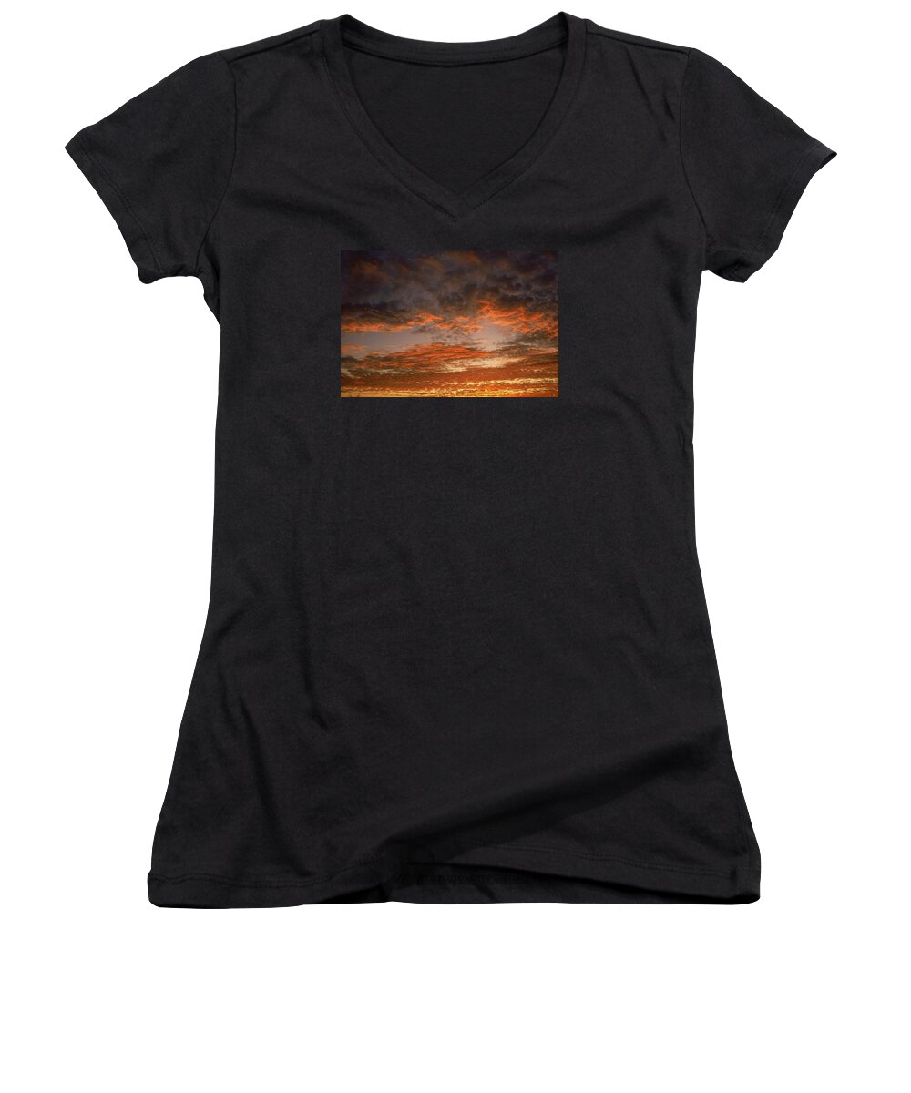 Fine Art Women's V-Neck featuring the photograph Canvas Sky by Rodney Lee Williams