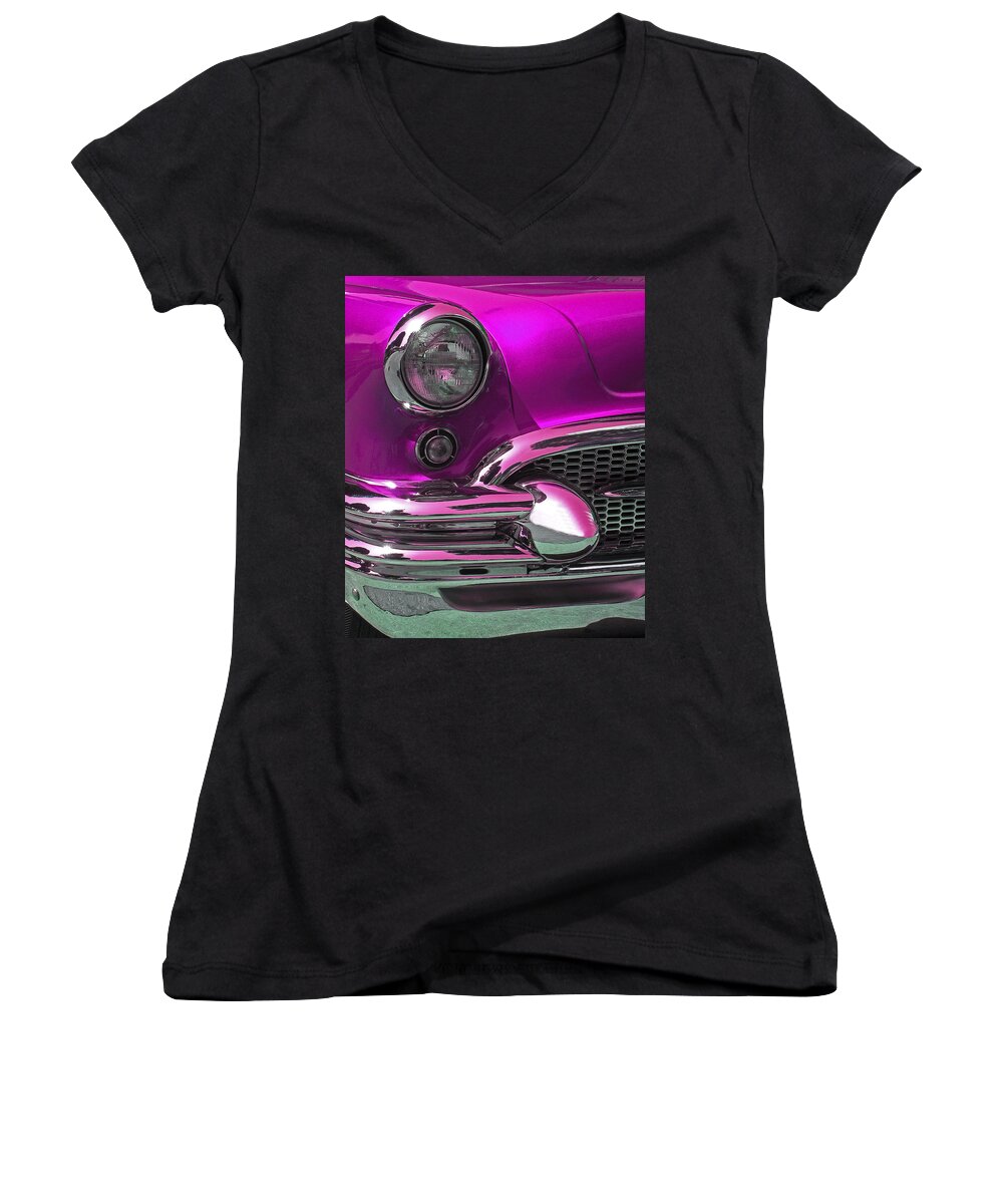 Vintage Cars Women's V-Neck featuring the photograph Classic Buick by Guillermo Rodriguez