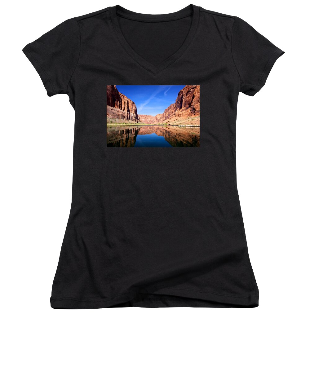 Page Women's V-Neck featuring the photograph Colorado River Float by David Beebe