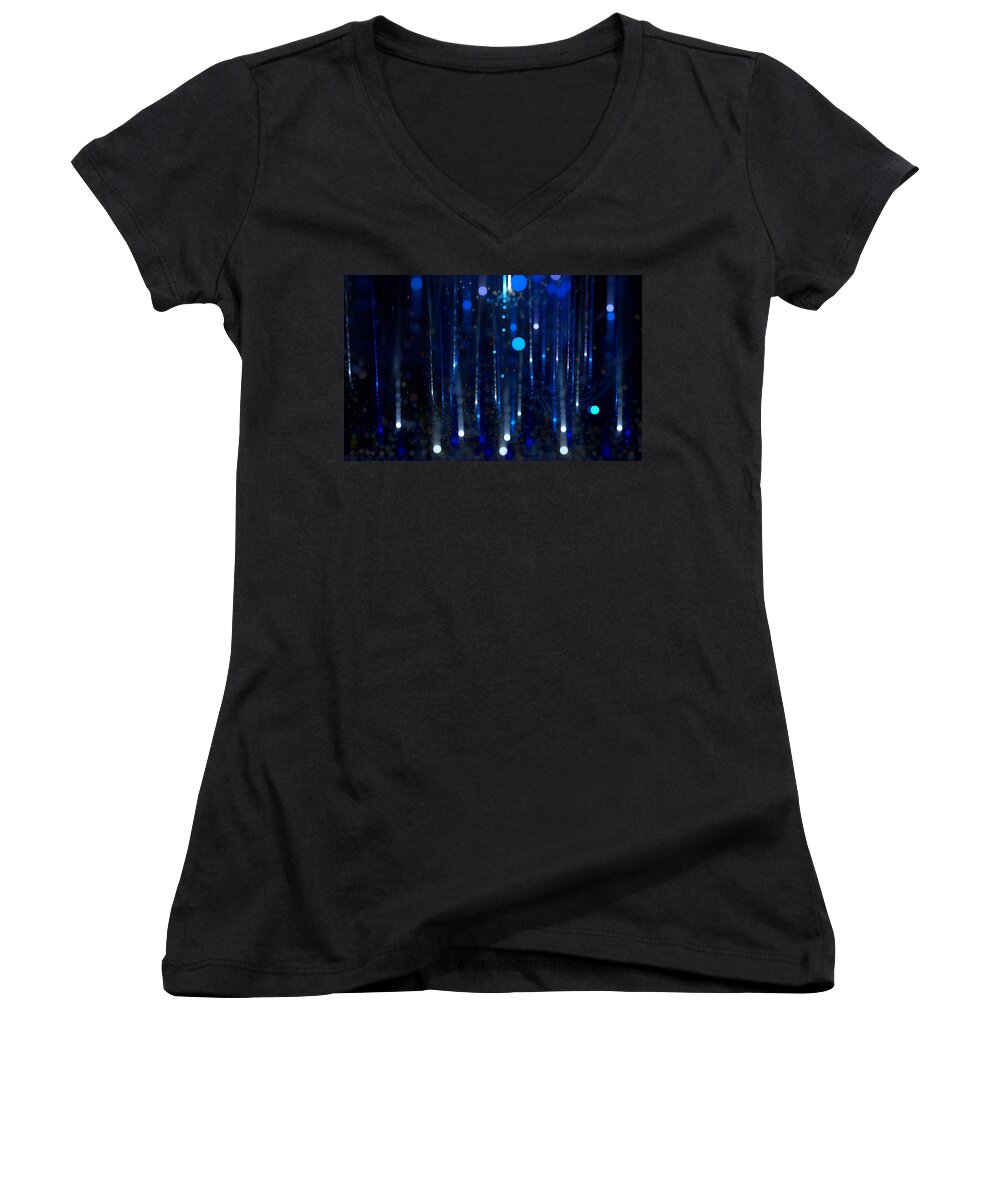 Droplets Women's V-Neck featuring the digital art Droplets by Gary Blackman