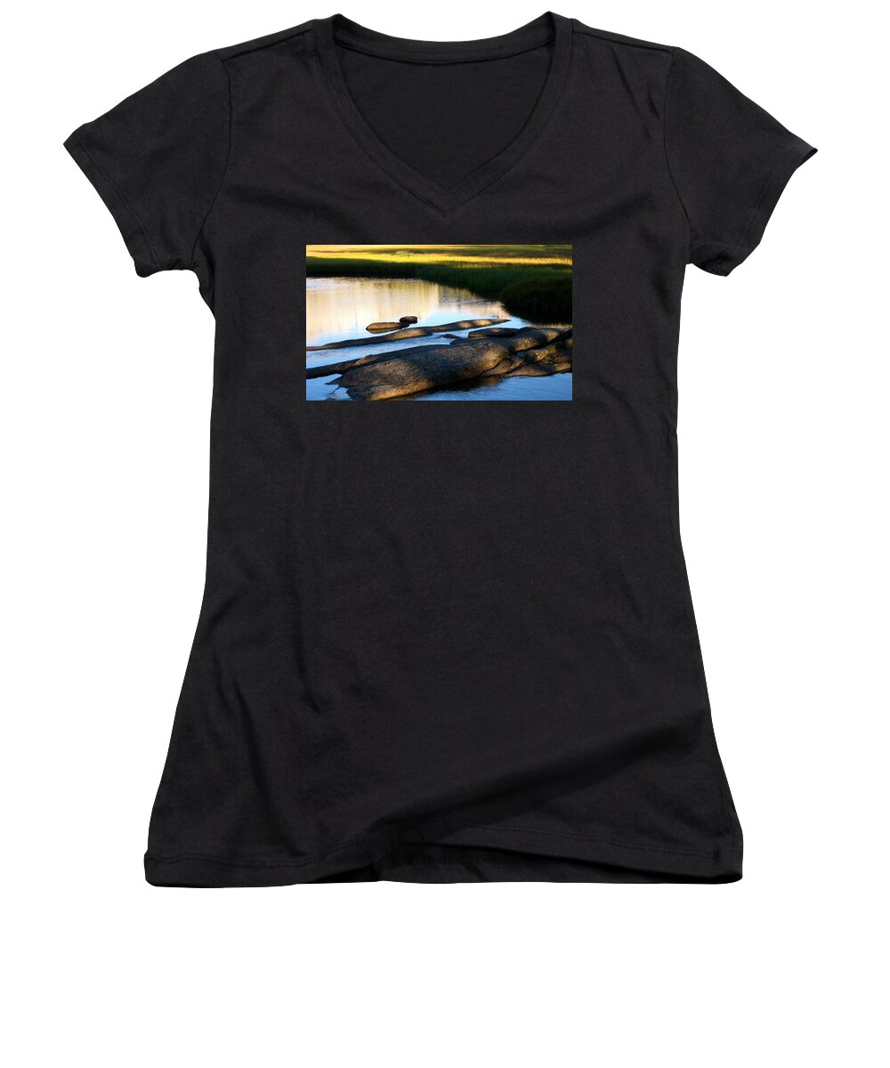 Evolution Valley Women's V-Neck featuring the photograph Contemplating Sunset by Amelia Racca
