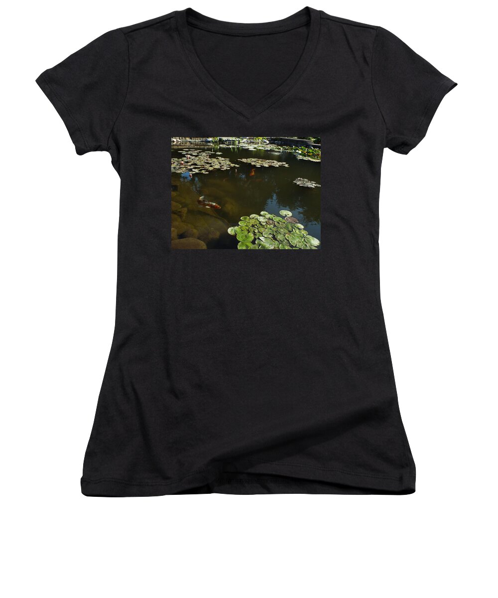 Koi Women's V-Neck featuring the photograph Flying Though the Pond by Caryl J Bohn
