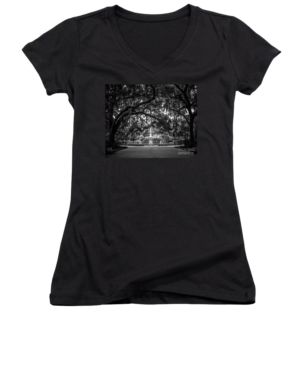 Forsyth Park Women's V-Neck featuring the photograph Forsyth Park by Perry Webster