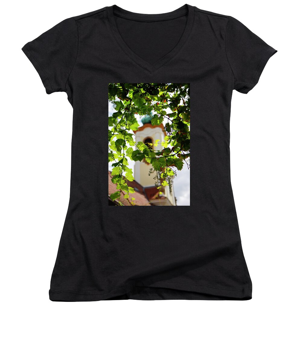 Kg Women's V-Neck featuring the photograph Framed Steeple by KG Thienemann
