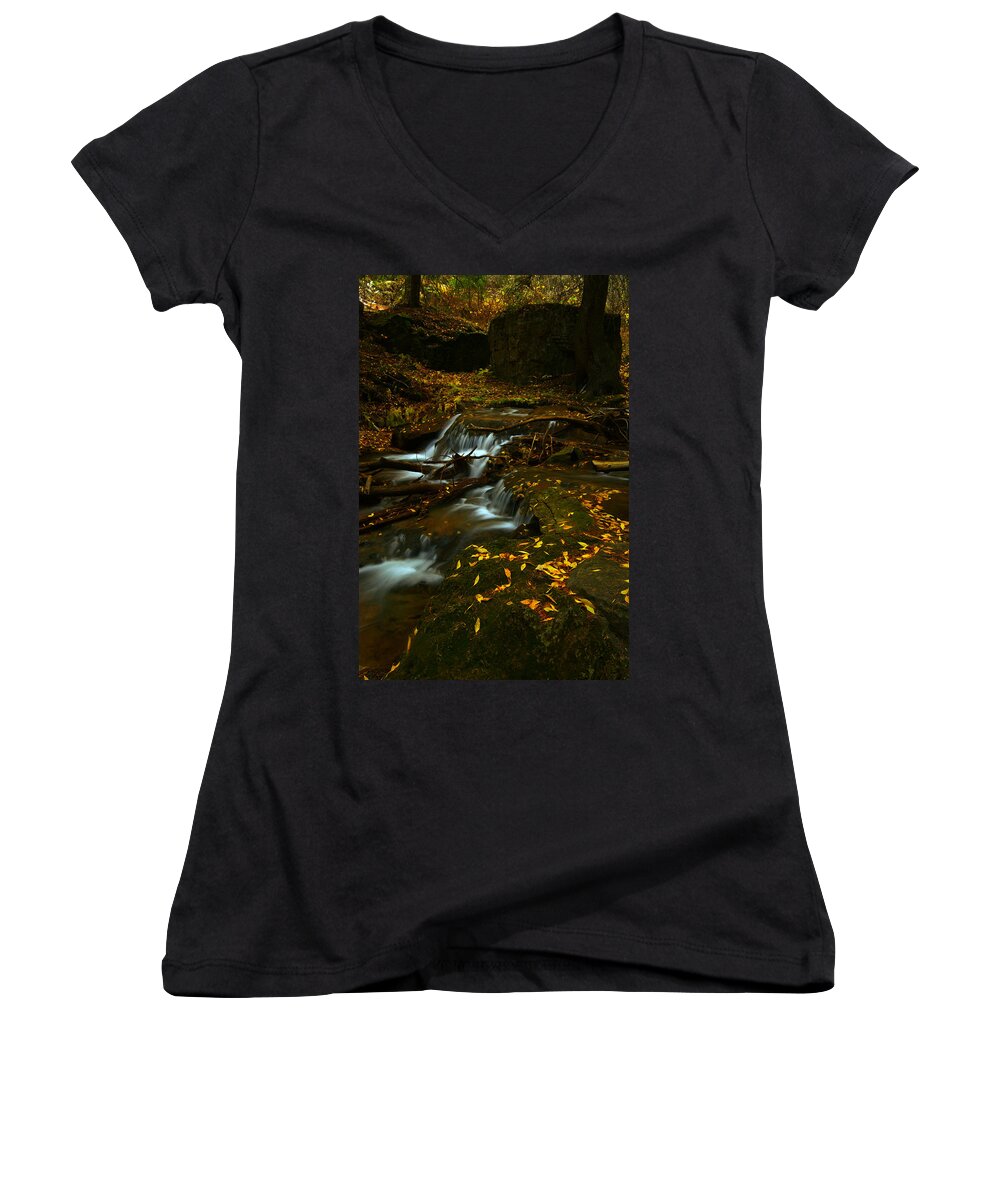 Colorado Women's V-Neck featuring the photograph Golden Staircase by Jeremy Rhoades